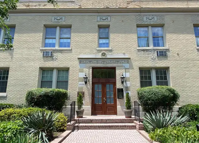 Property at 3026 Wisconsin Ave NW #104, Washington, DC, 20016, 1 bed, 1 bath, [object Object]