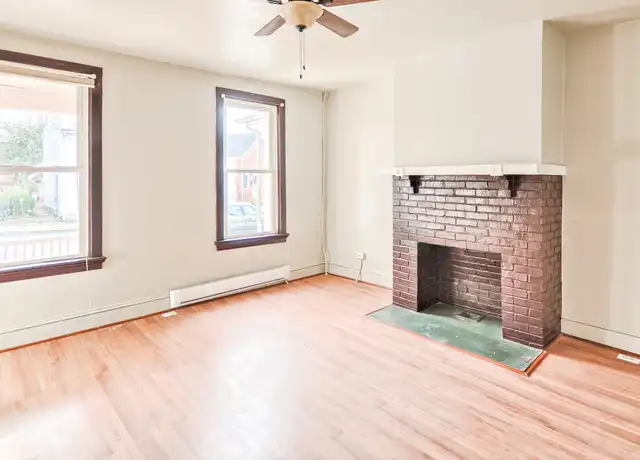 Property at 29 S Jefferson St Apt 1, Frederick, MD, 21701, 1 bed, 1 bath, [object Object]
