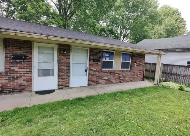 Property at 217 N Hamilton St Unit 3, Shelbyville, IN, 46176, 1 bed, 1 bath, [object Object]