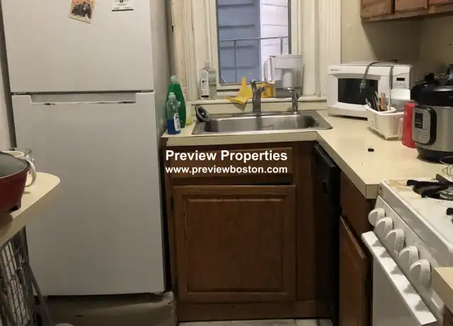 Property at 463 Park Dr Unit 8P, Boston, MA, 02215, 2 beds, 1 bath, [object Object]