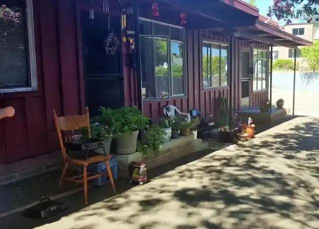 Property at 1340 Orange Ave Unit B, Redding, CA, 96001, 1 bed, 1 bath, [object Object]