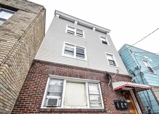 Property at 110 Laidlaw Ave Unit 3, Jersey City, NJ, 07306, 2 beds, 1 bath, [object Object]