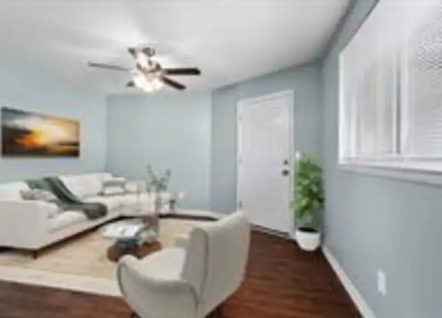 Property at 4827 NW Homestead Ter, Riverside, MO, 64150, 2 beds, 1 bath, [object Object]