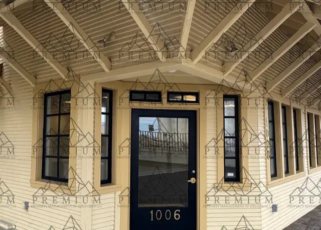 Property at 1006 E 2nd St Unit Commercial, The Dalles, OR, 97058, 0 beds, 1 bath, [object Object]