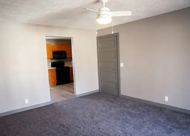 Property at 1019 Johnstown Ave, Salina, KS, 67401, 2 beds, 1 bath, [object Object]