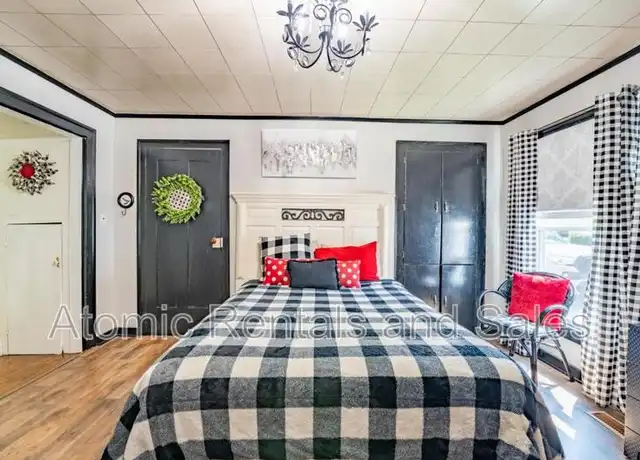 Property at 714 E Jefferson St, Jefferson City, TN, 37760, 1 bed, 1 bath, [object Object]