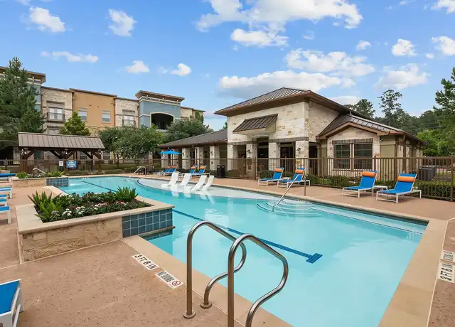 Property at The Loop - 3400 N Loop 336 W, Conroe, TX, 77304, 1-2 bed, 1-2 bath, [object Object]