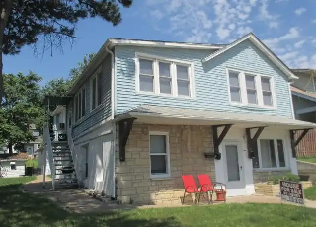 Property at 1322 S 24th St Unit 1, Omaha, NE, 68108, 3 beds, 1 bath, [object Object]