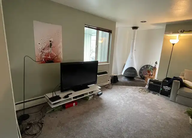 Property at 2000 Canyon Blvd Unit 22C, Boulder, CO, 80302, 3 beds, 1 bath, [object Object]