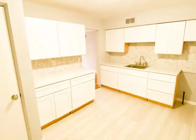 Property at 311 E Arlee Ave, Saint Louis, MO, 63125, 2 beds, 1 bath, [object Object]