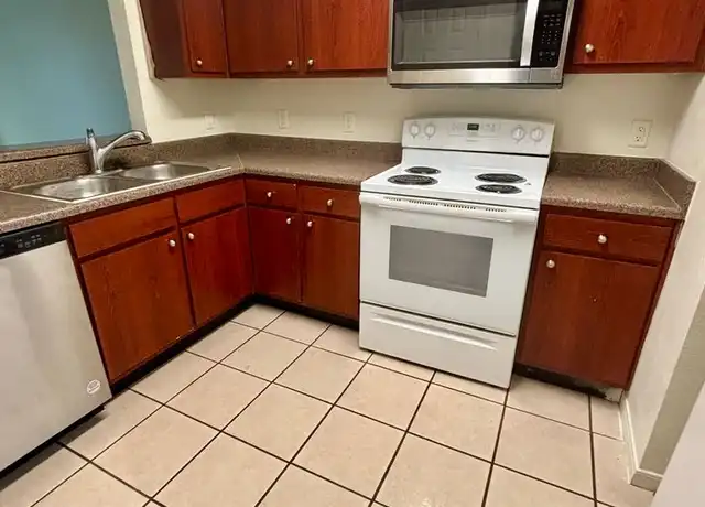 Property at 1001 E Washington St Unit 16D, Stephenville, TX, 76401, 3 beds, 2 baths, [object Object]