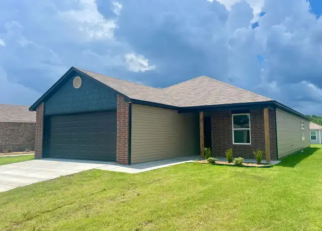 Property at 7 Fallen Oak Dr, Conway, AR, 72032, 4 beds, 2 baths, [object Object]