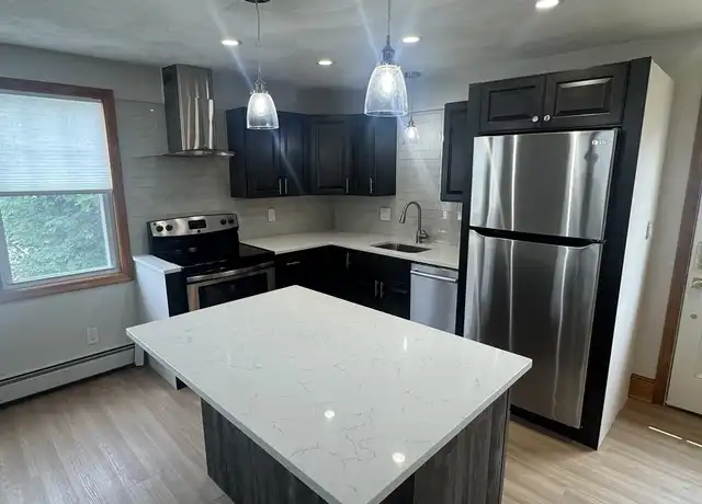 Property at 22 Glendale Ave Unit 2, Everett, MA, 02149, 2 beds, 1.5 baths, [object Object]