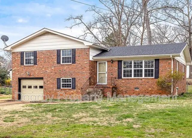 Property at 181 Foster Dr, Ringgold, GA, 30736, 4 beds, 2 baths, [object Object]