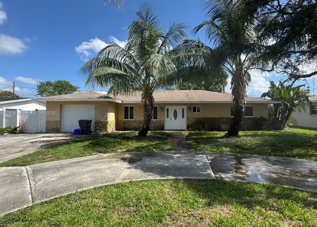 Property at 2731 Cambridge Rd, Lake Worth, FL, 33462, 4 beds, 2 baths, [object Object]