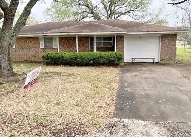 Property at 301 Kinkaid Ave, Wharton, TX, 77488, 3 beds, 2 baths, [object Object]