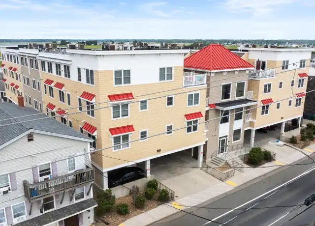 Property at 128 Ashworth Ave #313, Hampton, NH, 03842, 3 beds, 2.5 baths, [object Object]