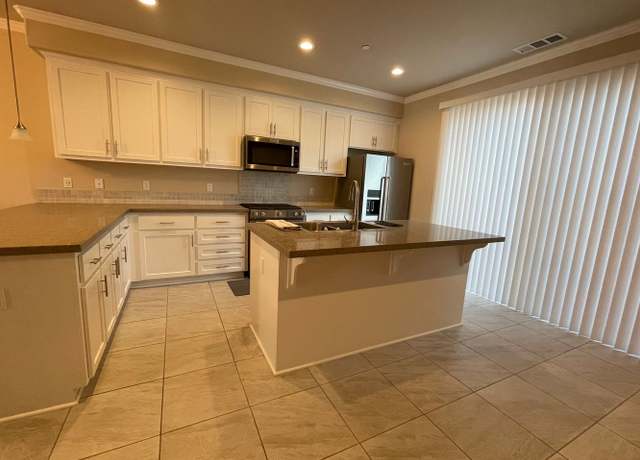 Photo of 103 Springtime Cir, Hollister, CA 95023
