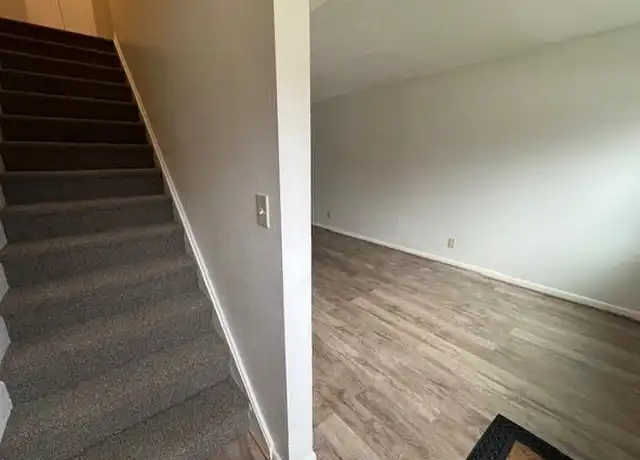 Property at 1923 Vantage Point Pl Unit K, Greensboro, NC, 27407, 2 beds, 1 bath, [object Object]