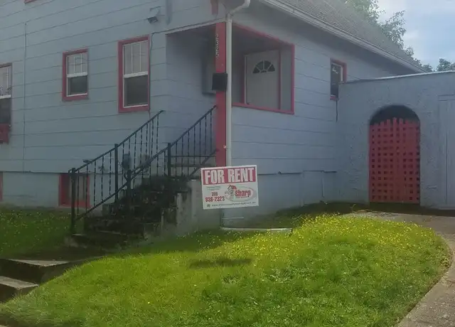 Property at 2325 Beech St, Longview, WA, 98632, 1 bed, 1 bath, [object Object]