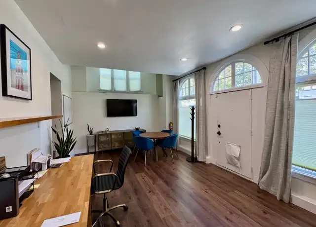 Property at 4018 Broadway Unit Office, Oakland, CA, 94611, 2 beds, 1 bath, [object Object]