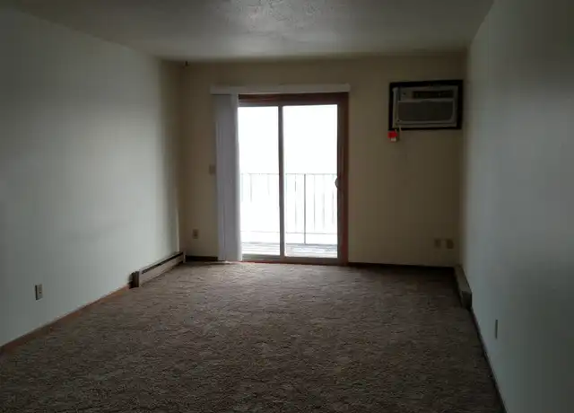 Property at 925 Page Dr Unit 306, Fargo, ND, 58103, 3 beds, 1 bath, [object Object]