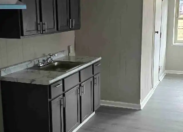 Property at 1736 E 3rd St Unit F, Dayton, OH, 45403, 2 beds, 1 bath, [object Object]