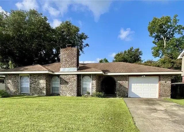 Property at 417 Moncla Ave, Belle Chasse, LA, 70037, 3 beds, 2 baths, [object Object]