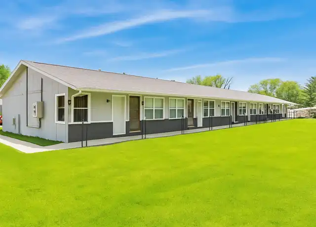 Property at 4671 NW 50th St Unit C, Des Moines, IA, 50310, 1 bed, 1 bath, [object Object]