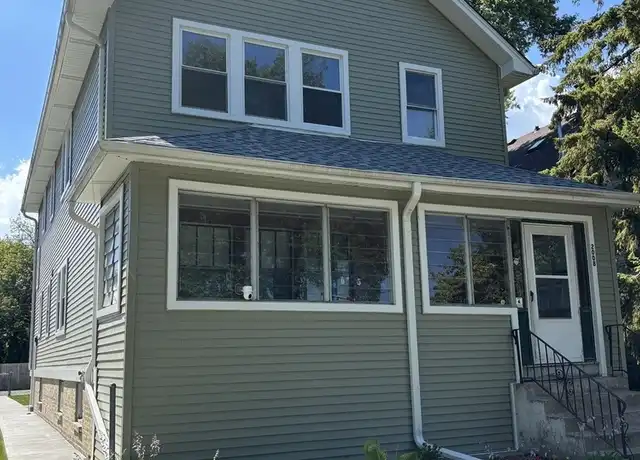 Property at 2008 Lake St Unit 2, Evanston, IL, 60201, 2 beds, 1 bath, [object Object]
