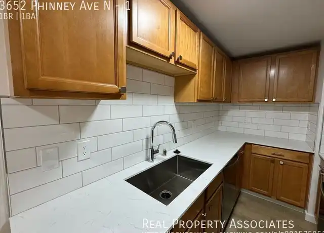 Property at 3652 Phinney Ave N Unit 1, Seattle, WA, 98103, 1 bed, 1 bath, [object Object]