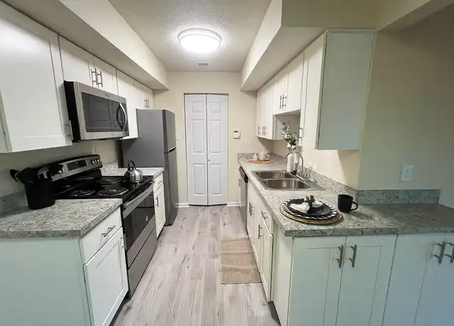 Property at Monroeville Apartments at Belmont Ridge - 1100 Belmont Blvd, Monroeville, PA, 15146, 1-2 bed, 1-2 bath, [object Object]