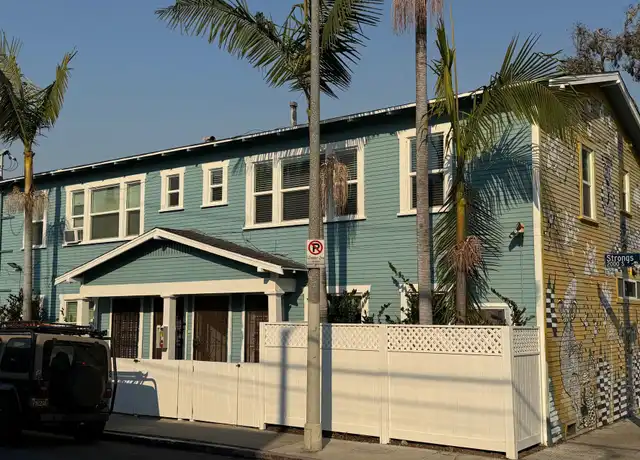 Property at 2008 Strongs Dr, Venice, CA, 90291, 1 bed, 1 bath, [object Object]