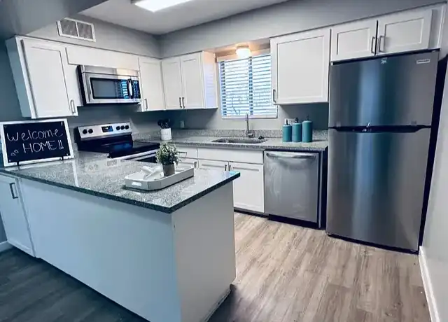 Property at Station 19 Apartments - 7625 N 19th Ave, Phoenix, AZ, 85021, 2-3 beds, 2 baths, [object Object]