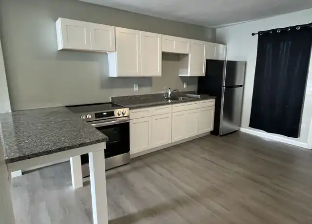 Property at 177 Earle St Unit 1W, New Bedford, MA, 02746, 1 bed, 1 bath, [object Object]
