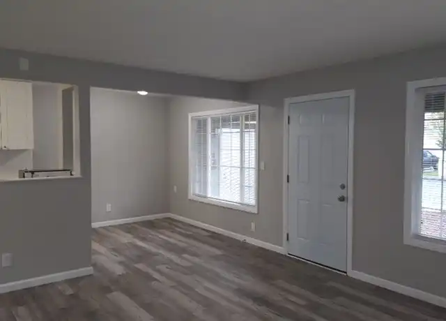 Property at 712 Gateway Dr Unit 712, Vallejo, CA, 94589, 4 beds, 2 baths, [object Object]