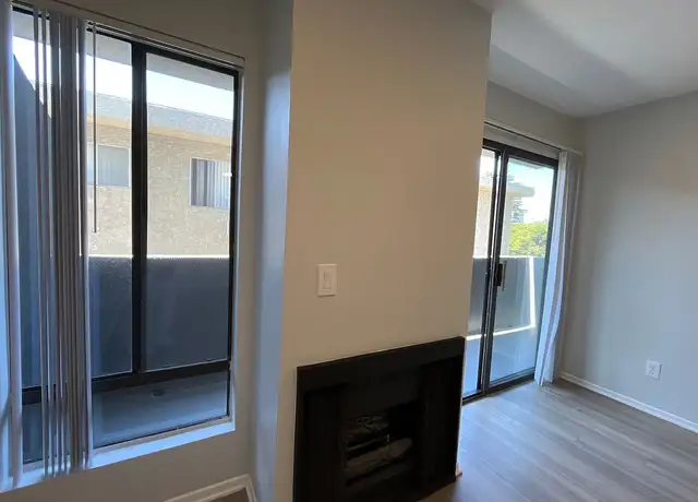 Photo of 315 S Virgil Ave, Los Angeles, CA 90020