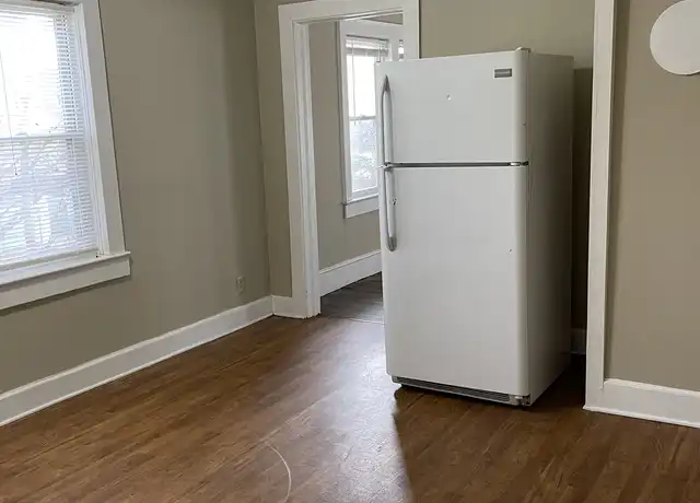 Property at 454 Fairview Rd, Asheville, NC, 28803, 3 beds, 1 bath, [object Object]