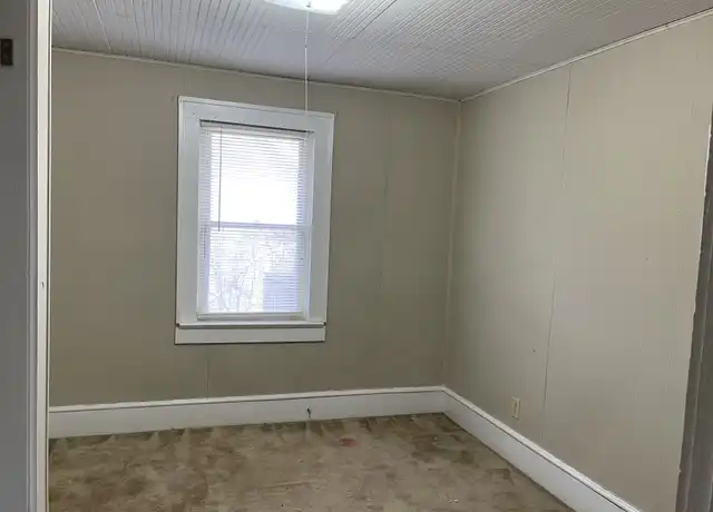 Property at 454 Fairview Rd, Asheville, NC, 28803, 3 beds, 1 bath, [object Object]