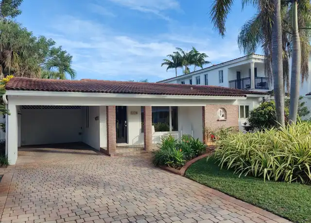 Property at 1224 NE 17th Way, Fort Lauderdale, FL, 33304, 2 beds, 2 baths, [object Object]