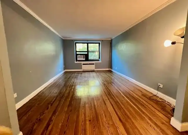 Property at 21102 73rd Ave Unit 2N, Oakland Gardens, NY, 11364, 1 bed, 1 bath, [object Object]