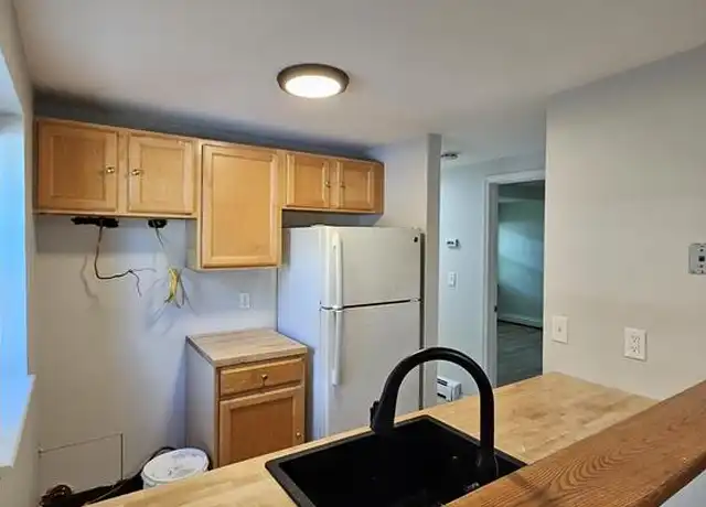 Property at 148 Union St Unit 1, Poughkeepsie, NY, 12601, 1 bed, 1 bath, [object Object]