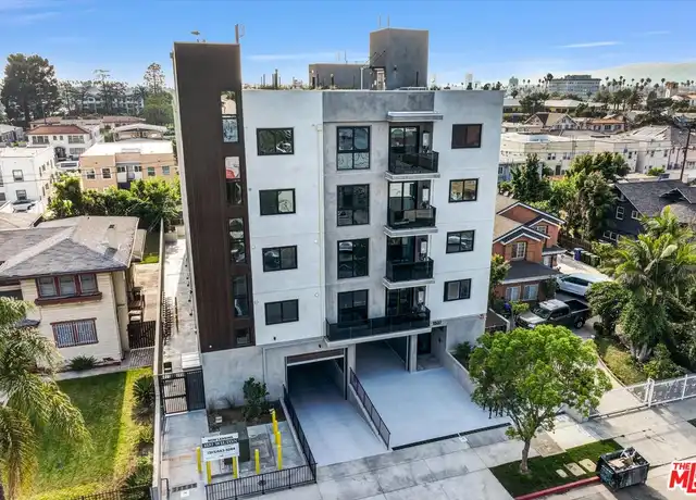 Property at 1537 S Wilton Pl Unit 301, Los Angeles, CA, 90019, 2 beds, 2 baths, [object Object]