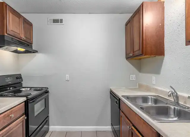 Property at 403 Tinker Diagonal St Unit 9, Oklahoma City, OK, 73129, 2 beds, 1.5 baths, [object Object]