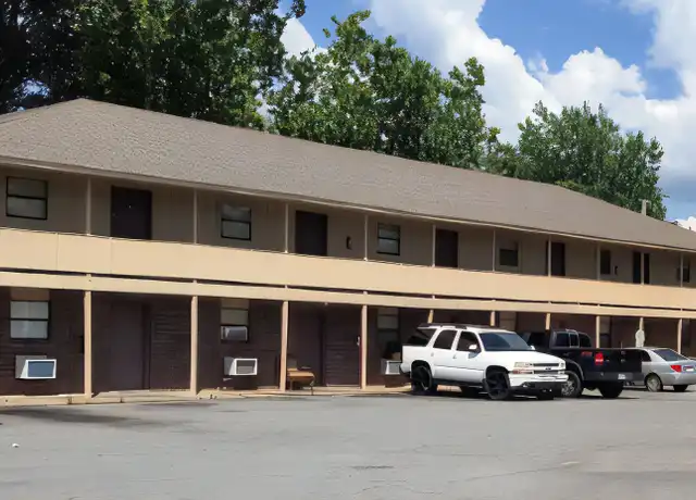 Property at 3720 Miramar Dr Unit 15, Pine Bluff, AR, 71603, 1 bed, 1 bath, [object Object]