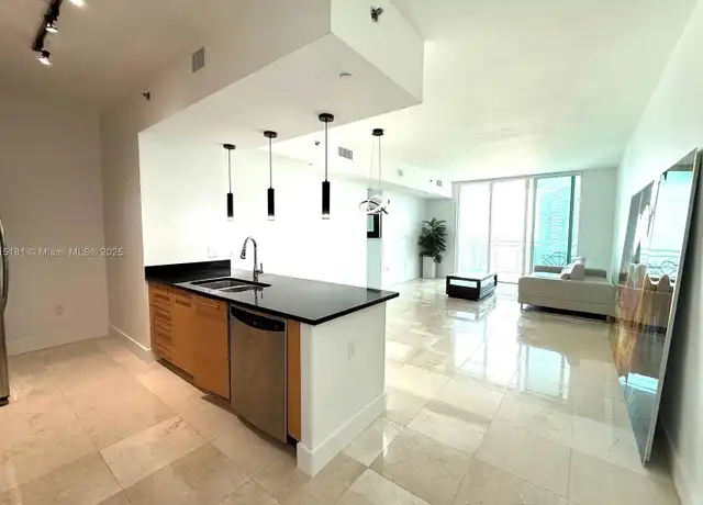 Property at 950 Brickell Bay Dr #3601, Miami, FL, 33131, 1 bed, 1 bath, [object Object]