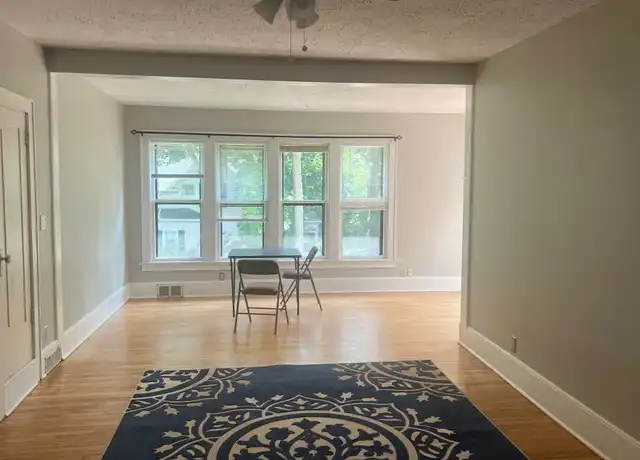 Property at 5686 N Lake Rd Unit 3, Oconomowoc, WI, 53066, 2 beds, 2 baths, [object Object]