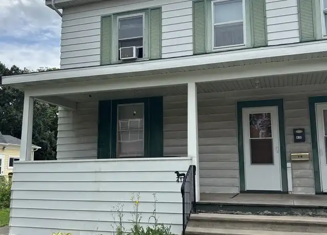 Property at 418 N 4th St, DeKalb, IL, 60115, 2 beds, 1 bath, [object Object]