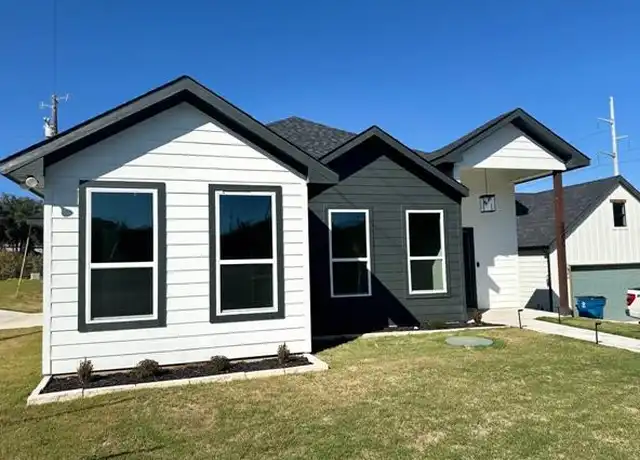 Property at 2600 San Gabriel Dr, Granbury, TX, 76048, 3 beds, 2 baths, [object Object]