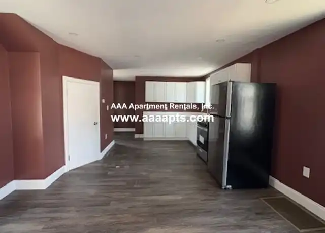 Property at 38 Story Ave, Lynn, MA, 01902, 2 beds, 1 bath, [object Object]